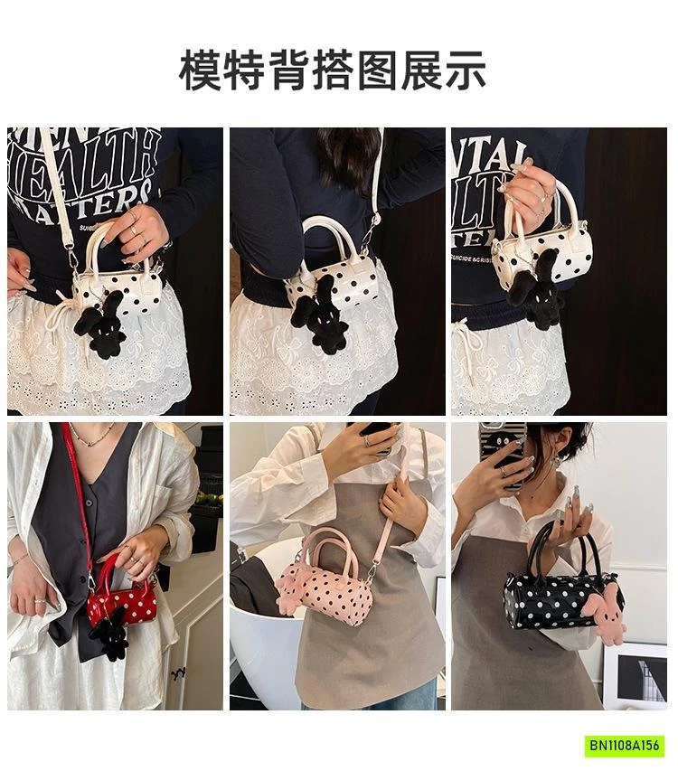 TÚI TRỐNG CHẤM BI KÈM MÓC THỎ