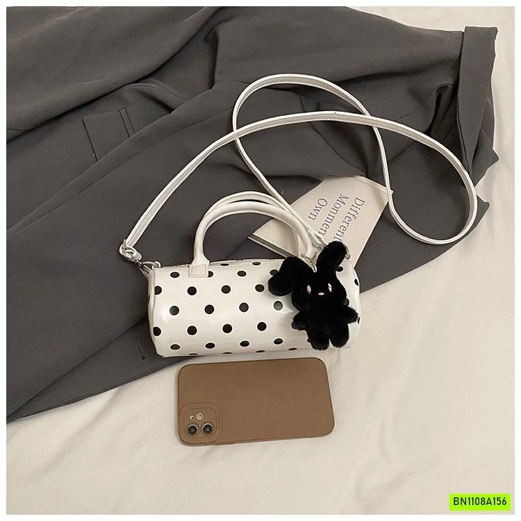 TÚI TRỐNG CHẤM BI KÈM MÓC THỎ