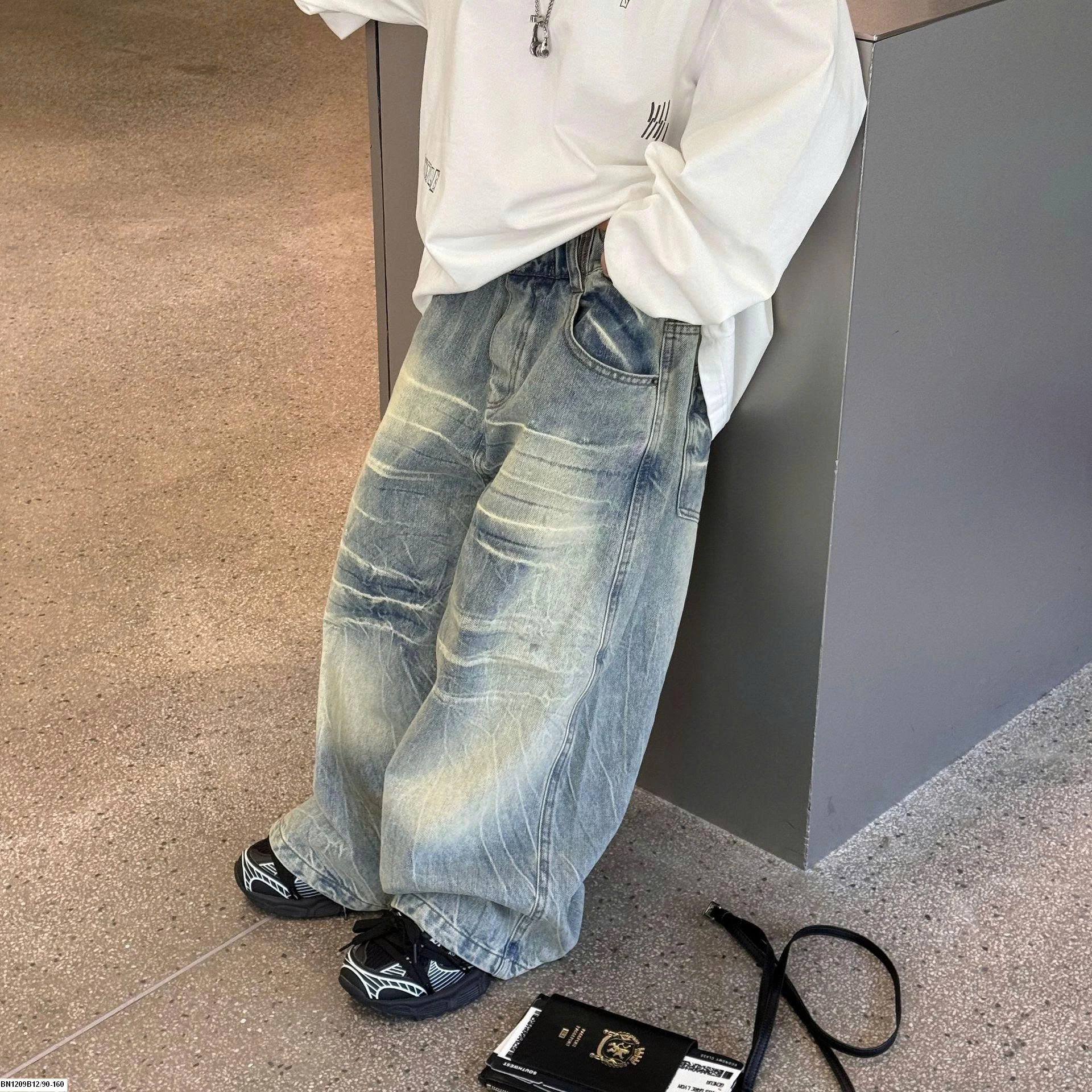 ÁO KHOÁC LEN XÁM MIX QUẦN JEAN