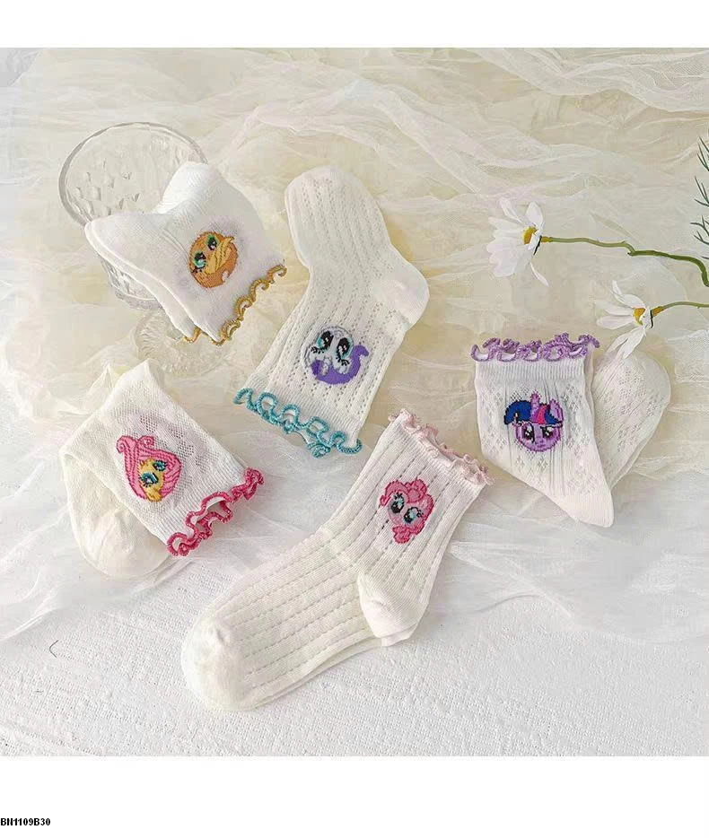 SET 5 ĐÔI TẤT CHO BÉ GÁI