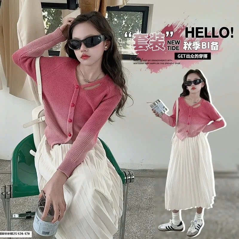 SET ÁO LEN CARDIGAN MIX CHÂN VÁY XẾP LY DÁNG DÀI