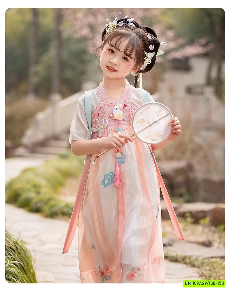 ĐẦM CỔ TRANG THÊU THỎ