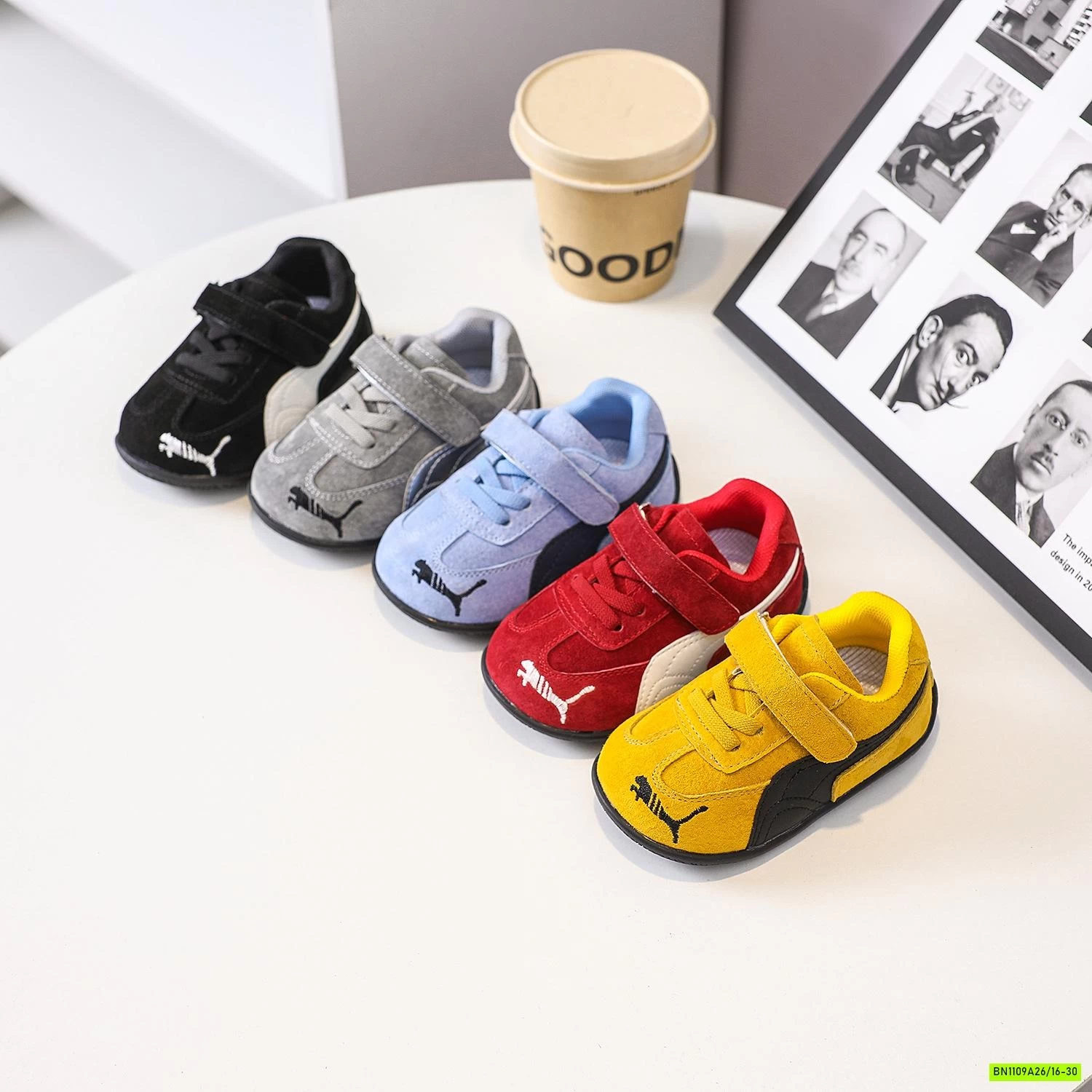 GIÀY DA LỘN THÊU LOGO QUAI DÁN