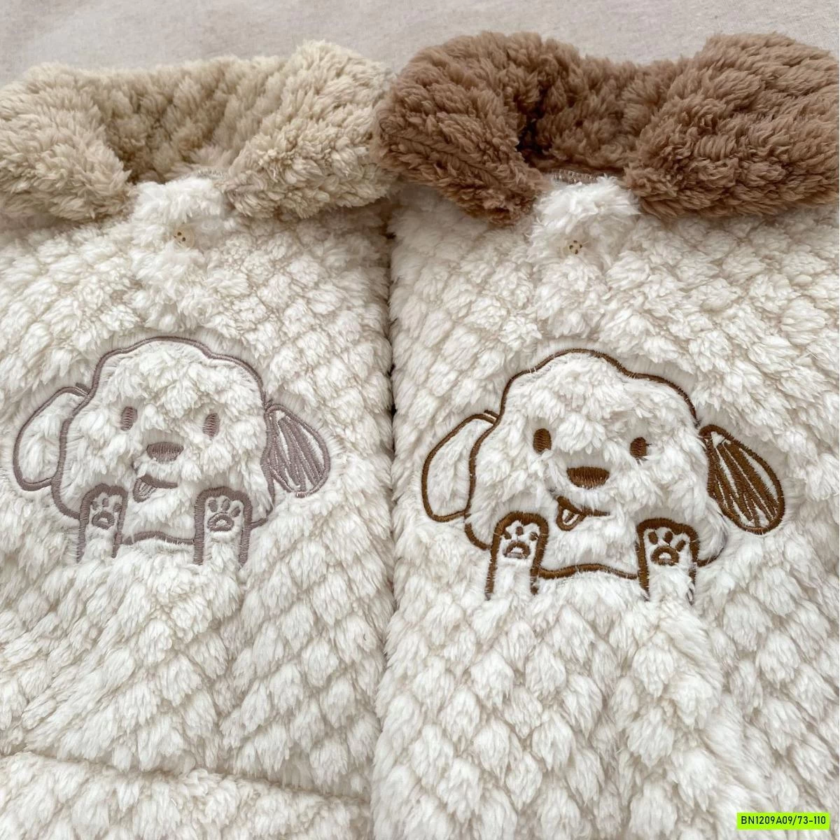 BỘ LÔNG THÊU PHỐI MÀU CỔ