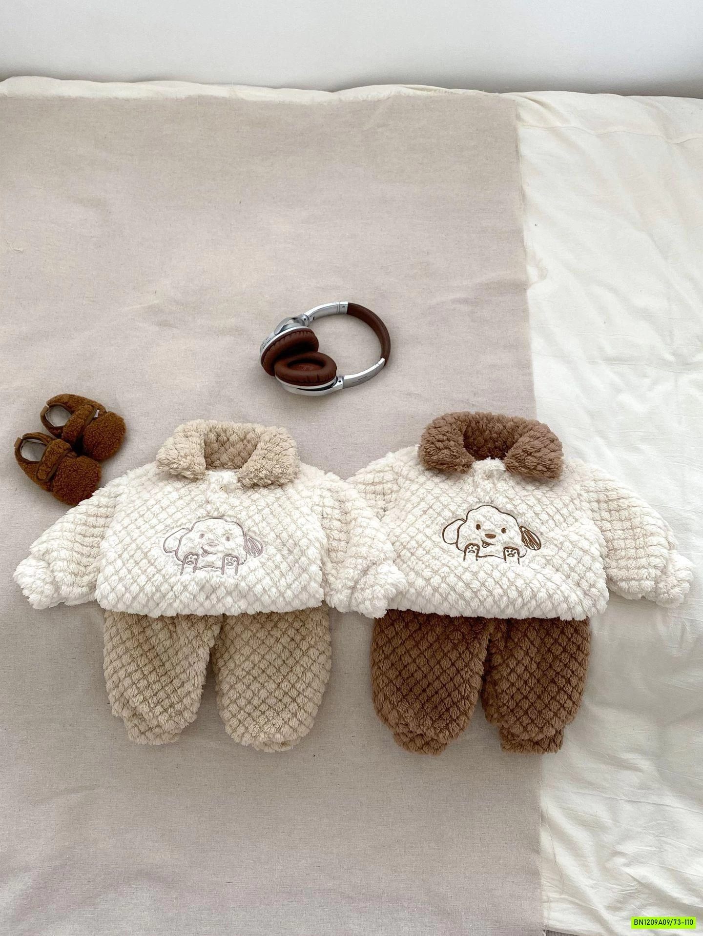 BỘ LÔNG THÊU PHỐI MÀU CỔ