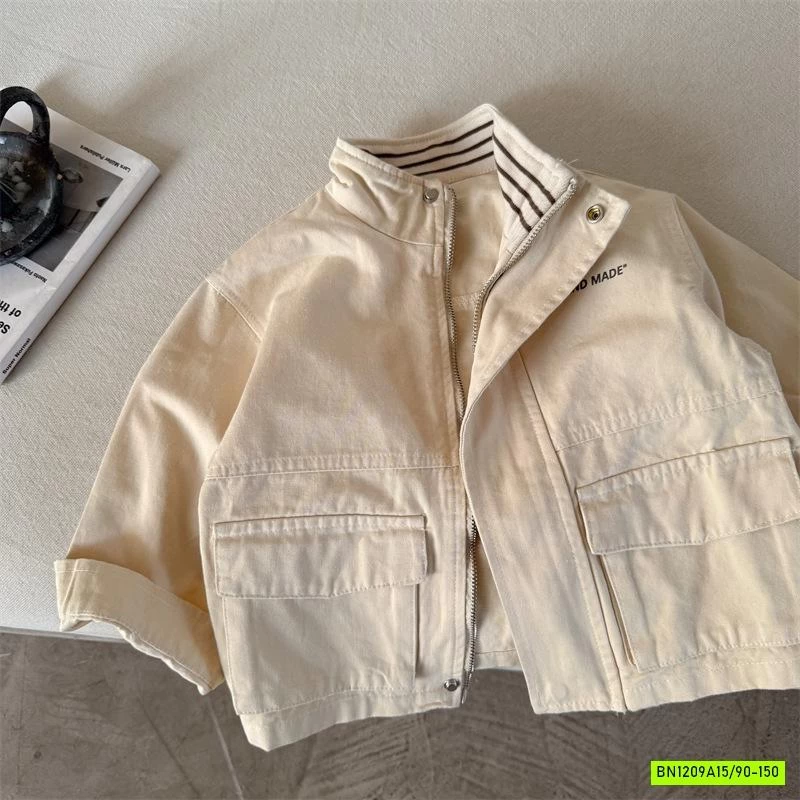 KHOÁC KAKI PHỐI CỔ KẺ 66018 MMY