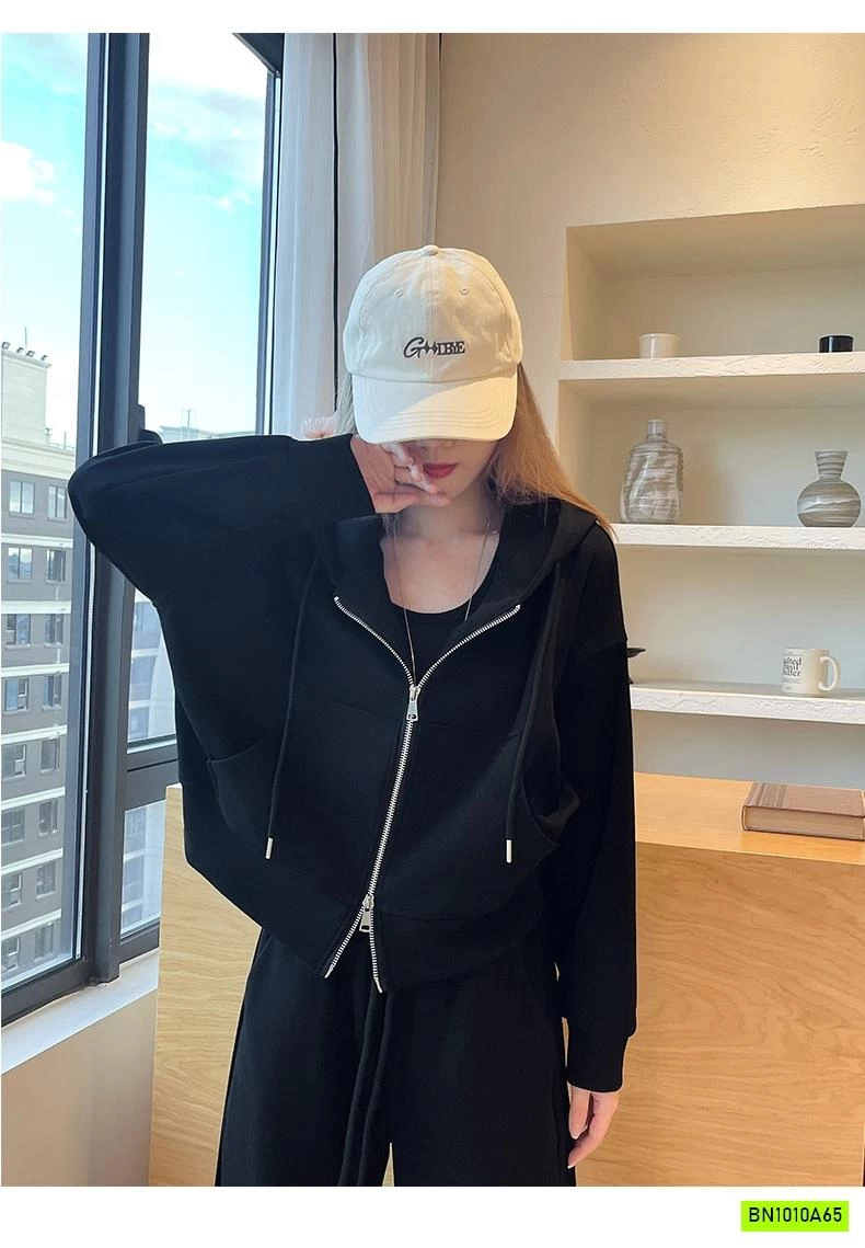 KHOÁC NỈ CROPTOP LIỀN MŨ