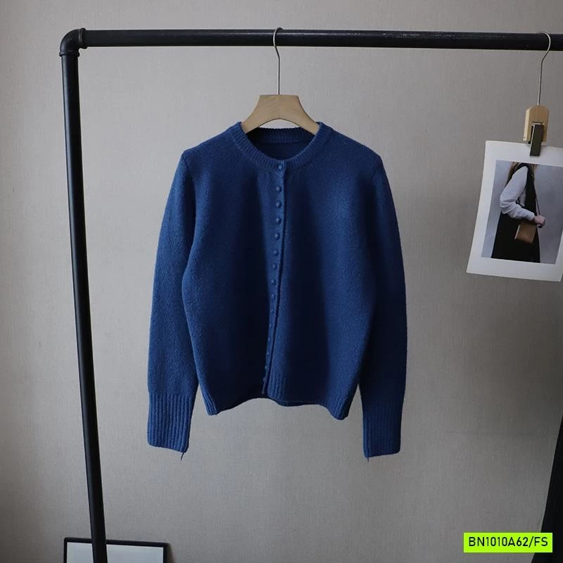 KHOÁC LEN TRƠN MÀU CỔ TRÒN