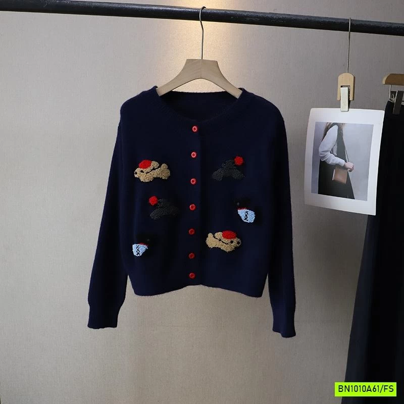 KHOÁC LEN THÊU CÚN