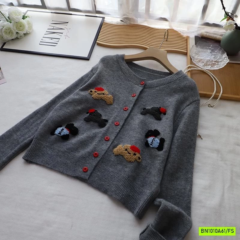 KHOÁC LEN THÊU CÚN