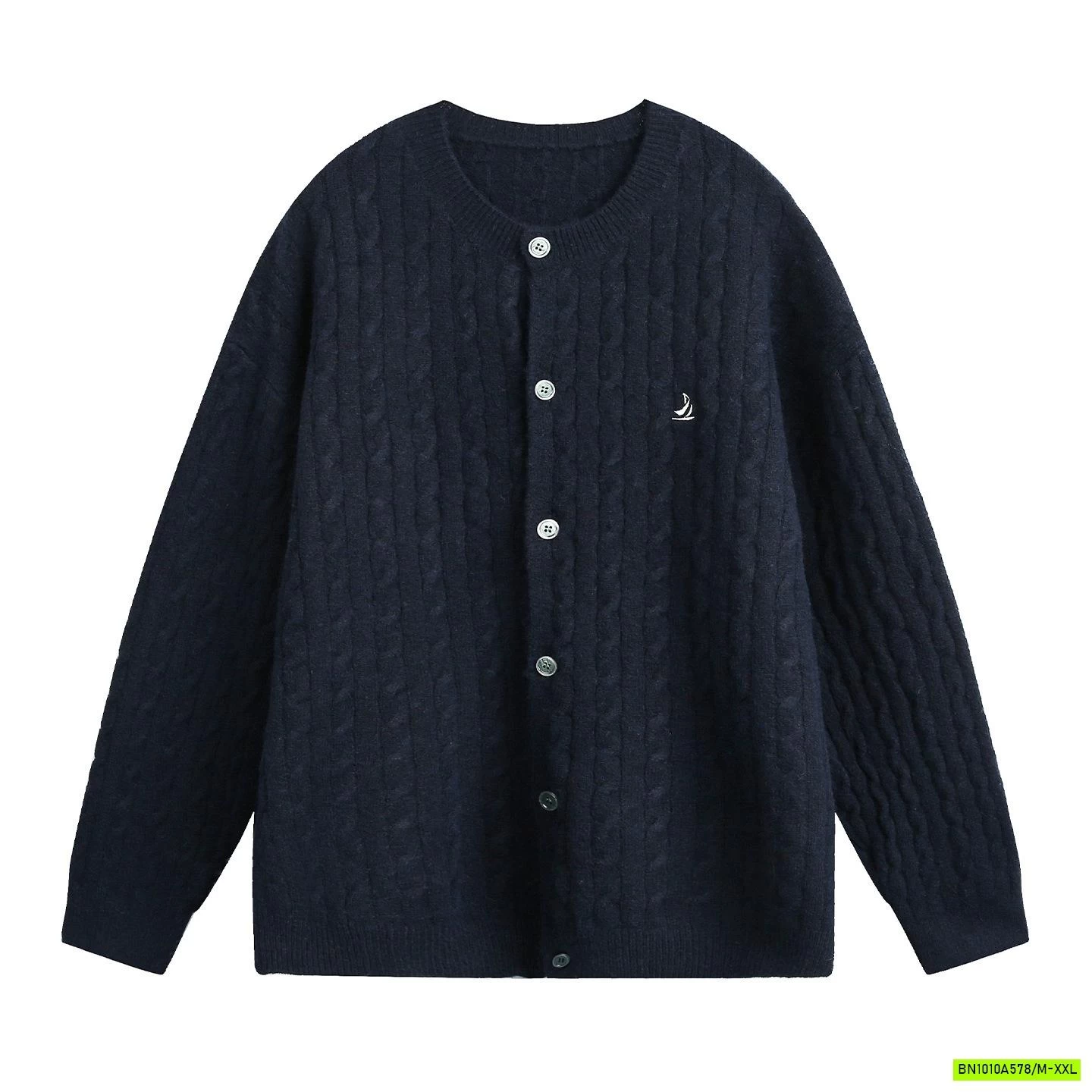 KHOÁC LEN VẶN THỪNG THÊU LOGO