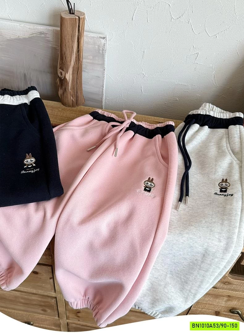 QUẦN NỈ BO GẤU THÊU LABUBU