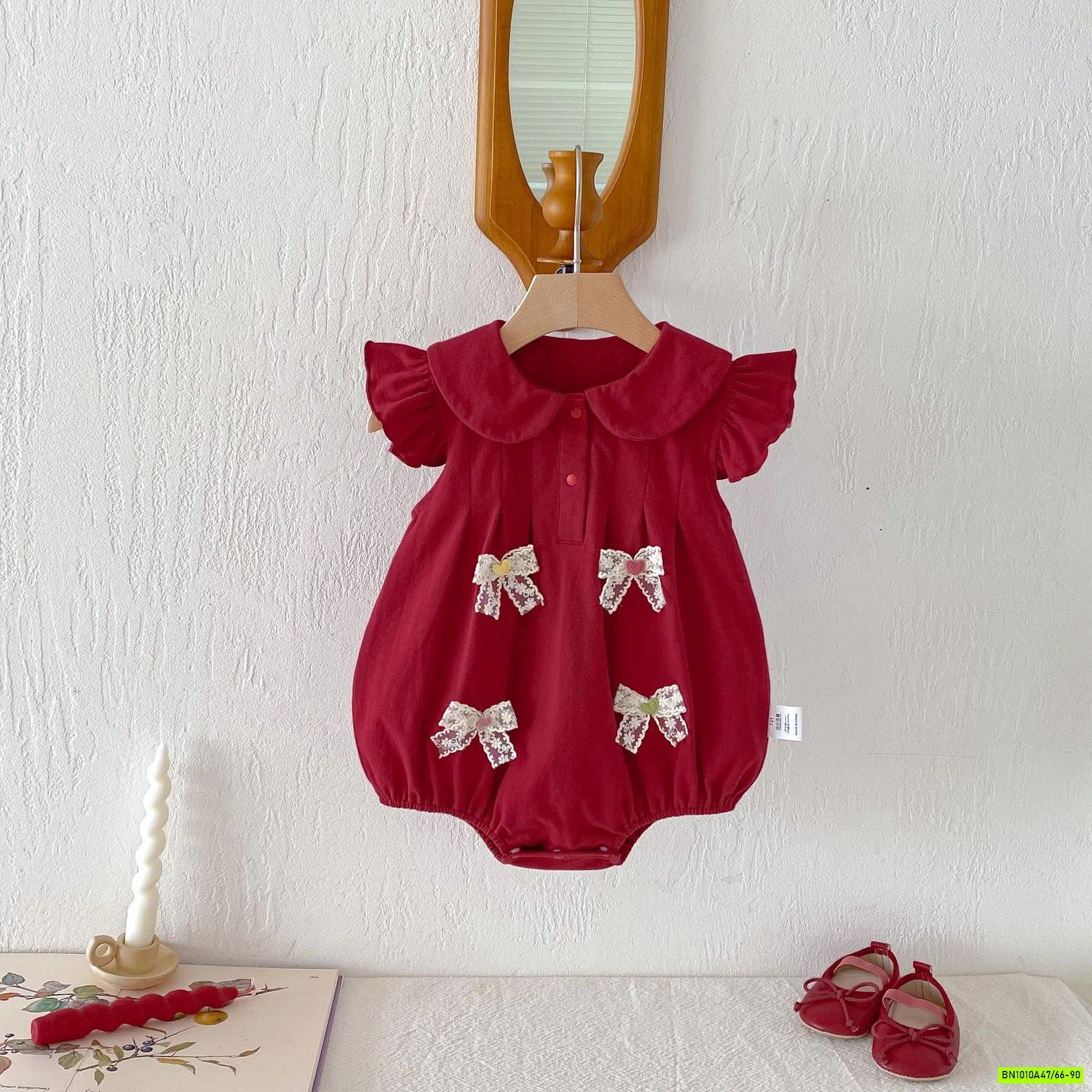 BODY ĐỎ CÁNH TIÊN GẮN NƠ