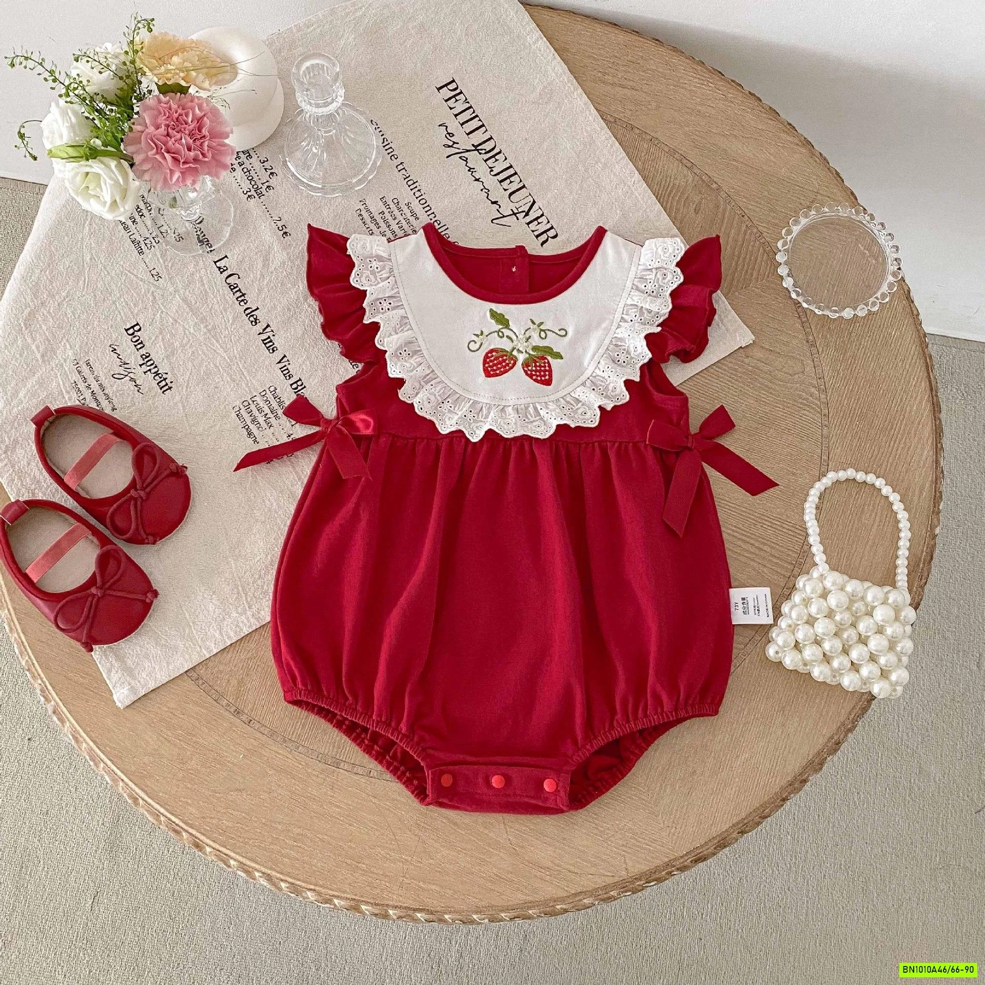 BODY ĐỎ CÁNH TIÊN THÊU DÂU TÂY