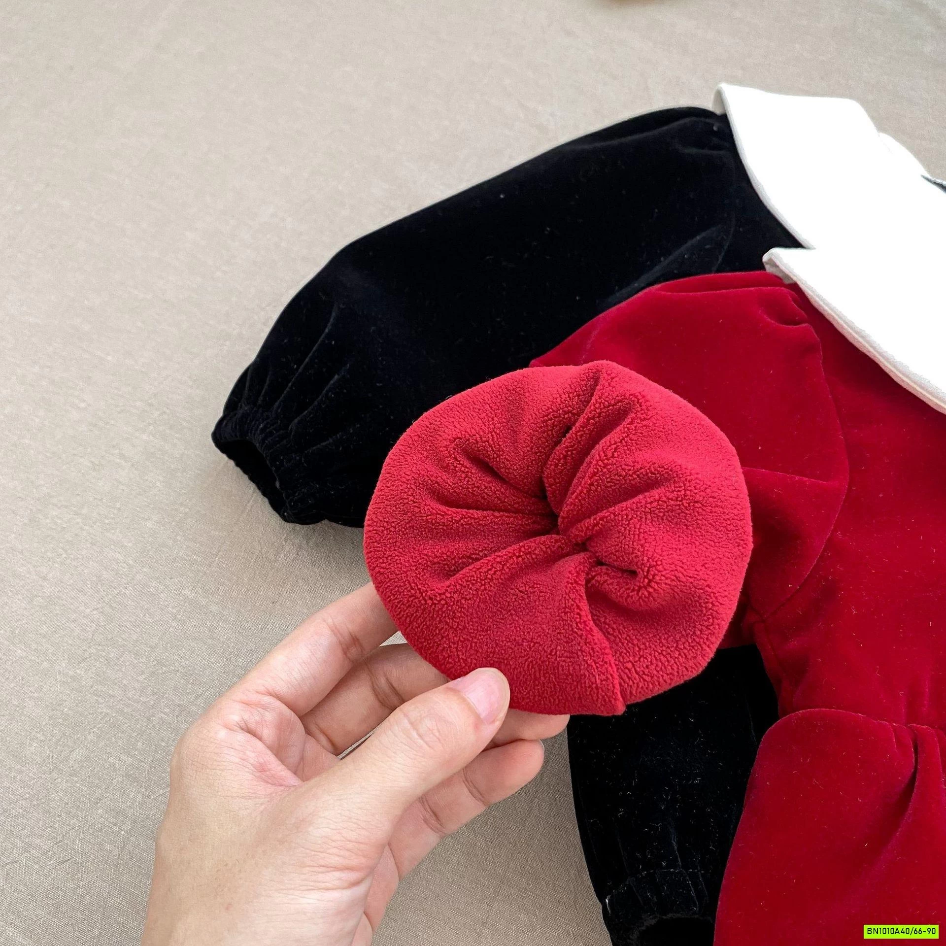 BODY NHUNG ĐỎ LÓT LÔNG