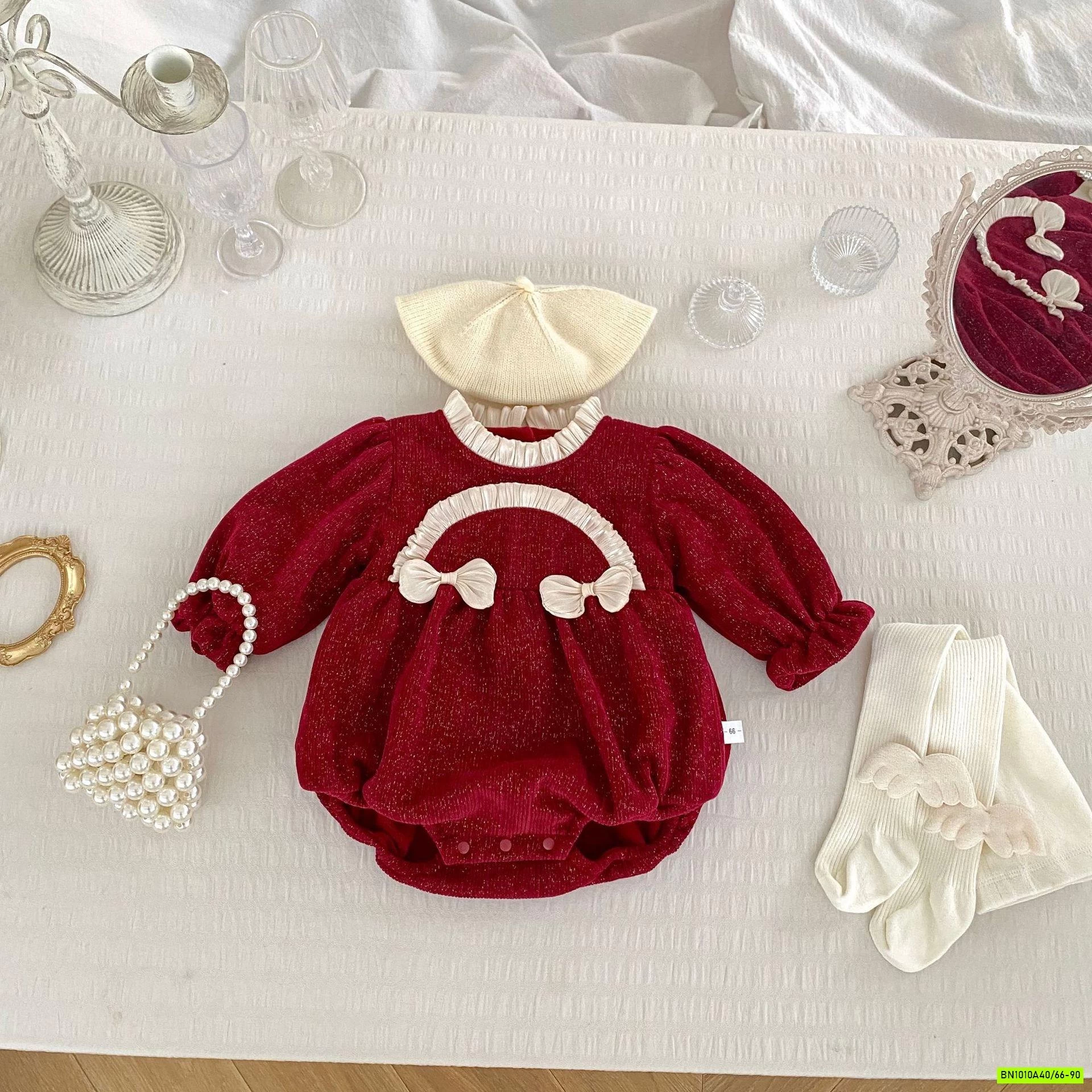 BODY NHUNG ĐỎ LÓT LÔNG