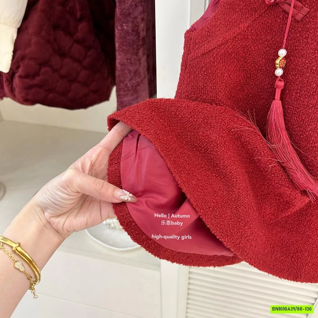 SƯỜN XÁM DẠ ĐỎ