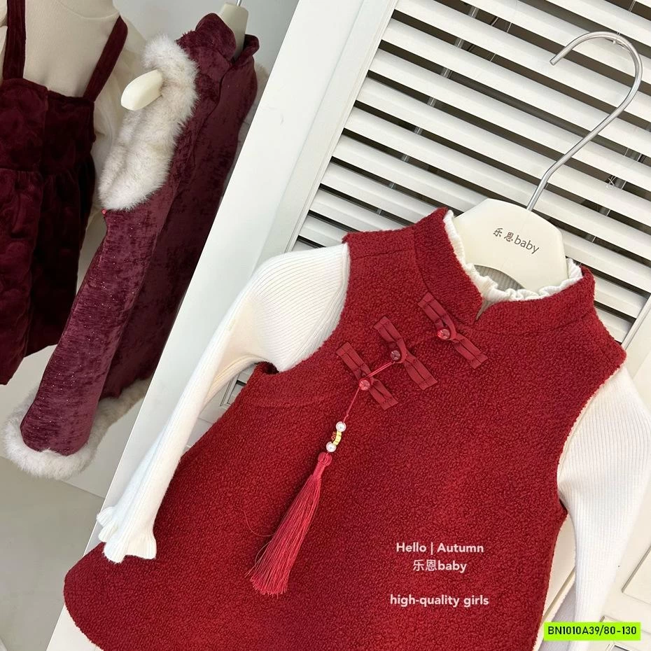 SƯỜN XÁM DẠ ĐỎ