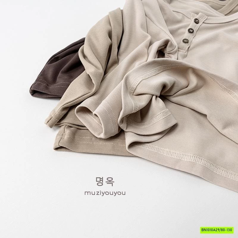 ÁO THUN RETRO CÚC NGỰC