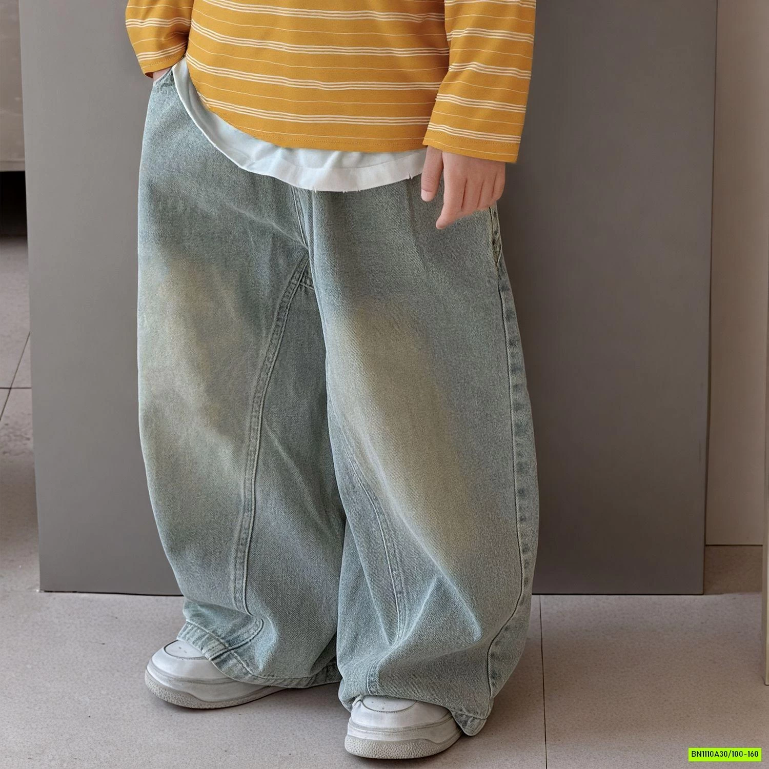 JEANS SUÔNG BẠC GỐI BASIC