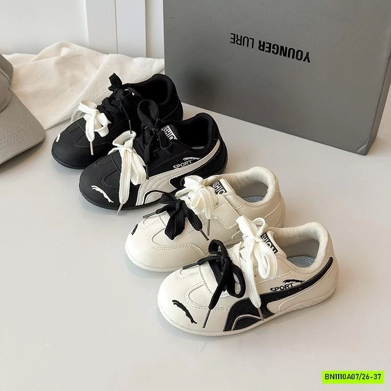 GIÀY PHỐI MÀU THÊU LOGO