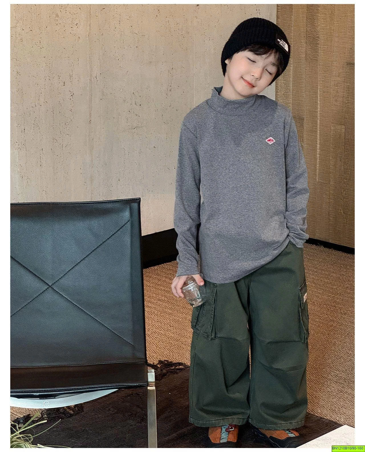 ÁO GIƯ NHIỆT LOGO NGỰC AOAOKIDS