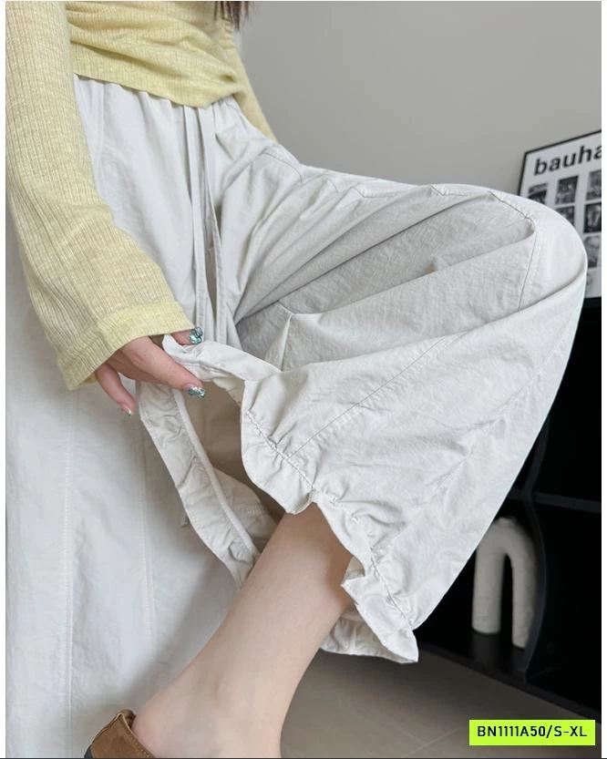 QUẦN BOM GẤU VIỀN BÈO