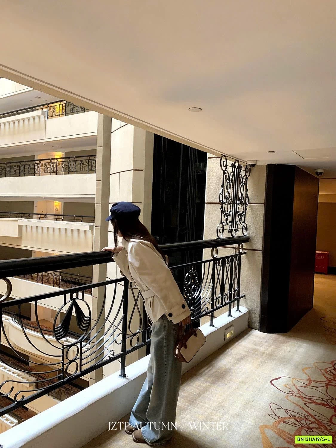 KHAOSC KAKI DÁNG NGẮN