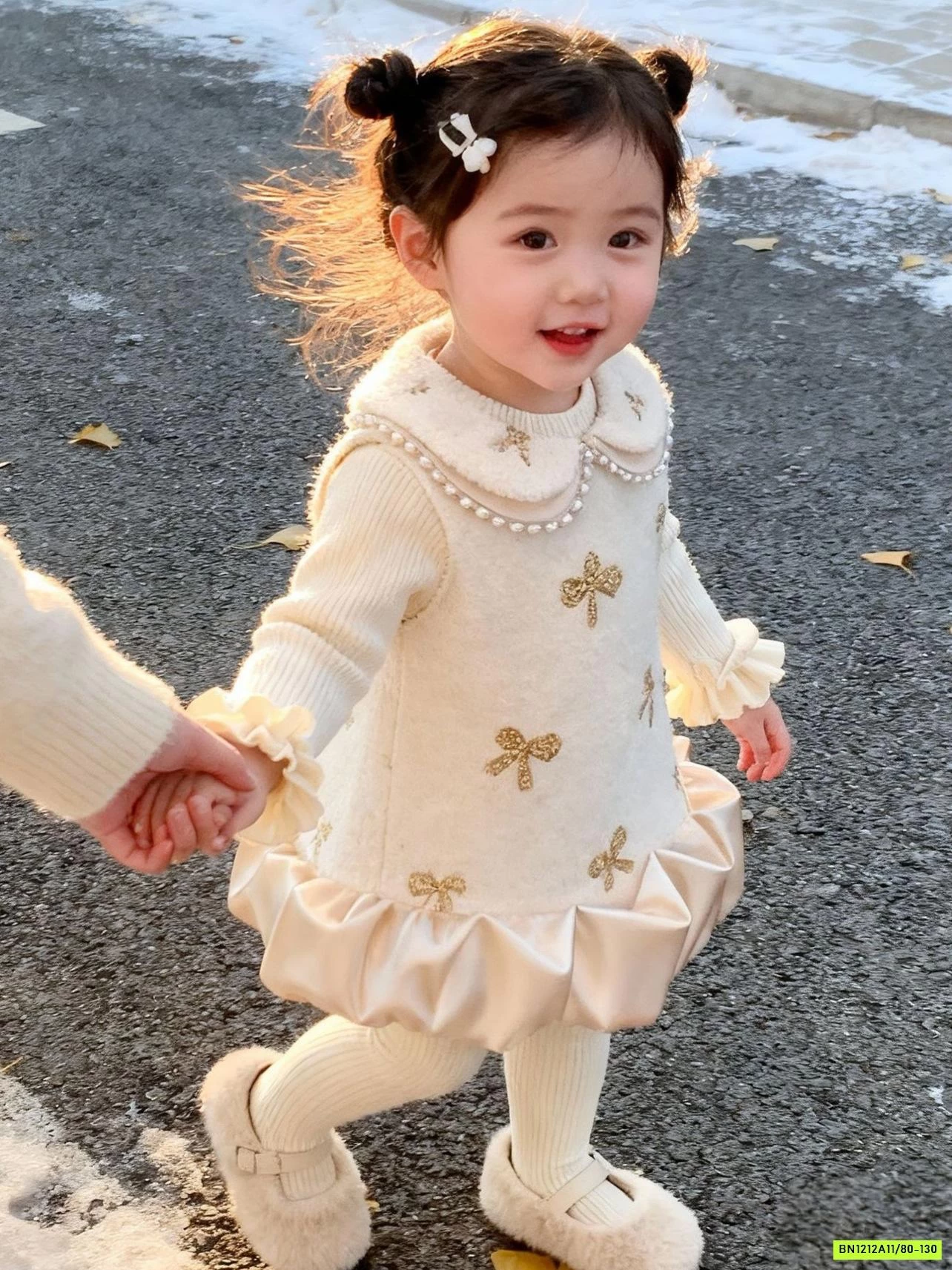 ĐẦM SUÔNG SÁT NÁCH CỔ SEN TRẦN TRÁM NINGLI