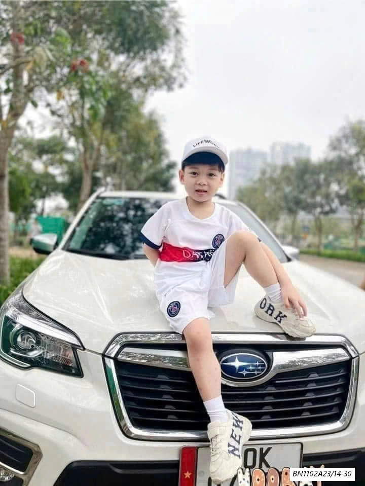 BST BỘ THỂ THAO CHO BÉ