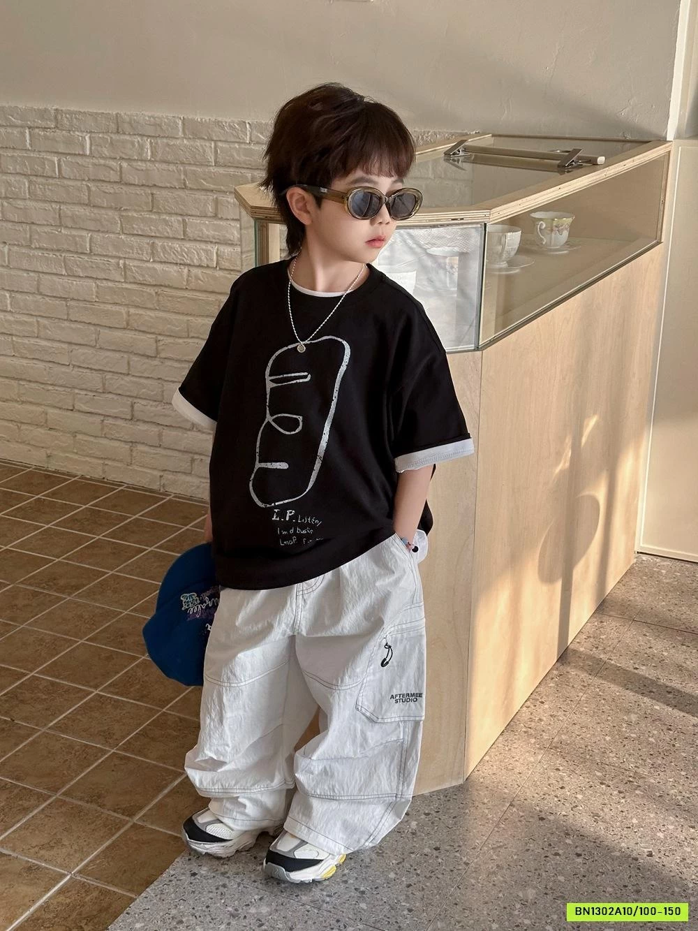 ÁO ĐEN MIX QUẦN SUÔNG TÚI HỘP AFTE