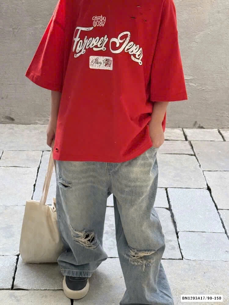 ÁO THUN ĐỎ IN CHỮ