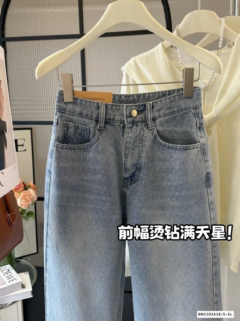 QUẦN JEAN ỐNG ĐỨNG ĐÍNH ĐÁ