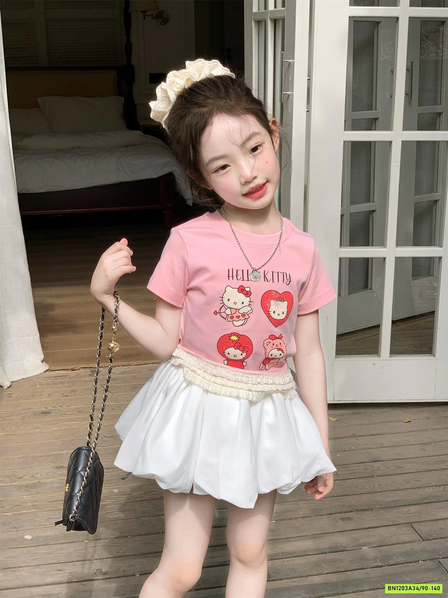 ÁO THUN HỒNG VIỀN REN MIX CV BÍ