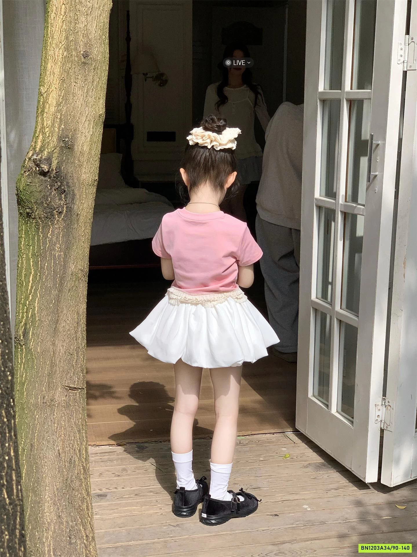 ÁO THUN HỒNG VIỀN REN MIX CV BÍ