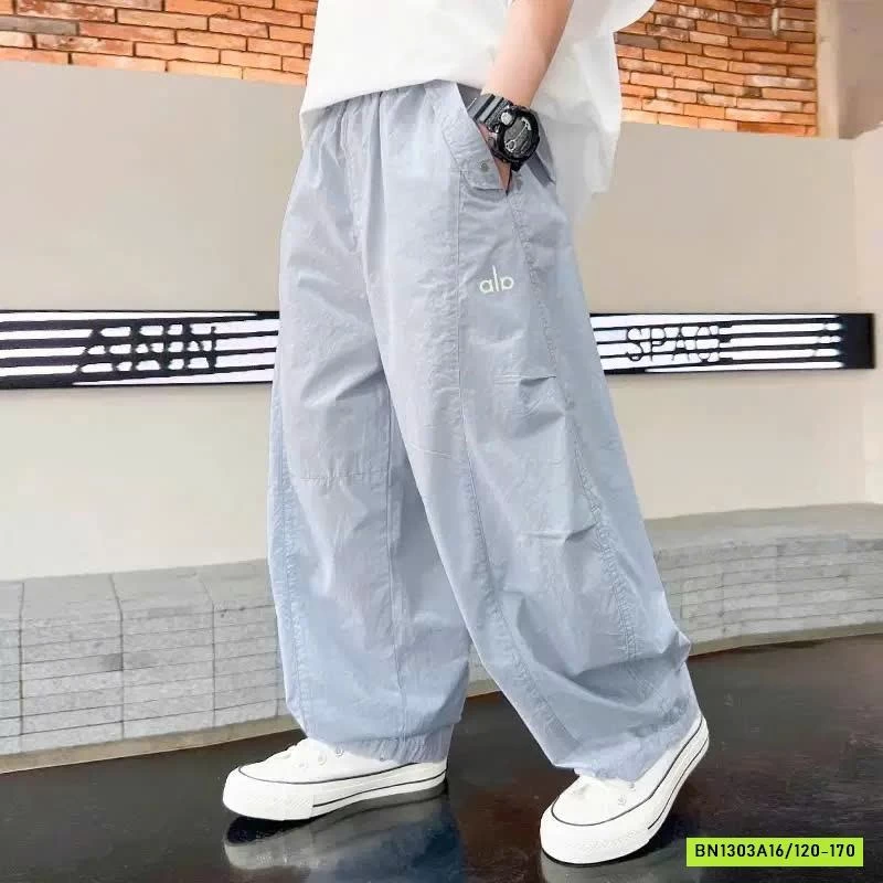 QUẦN GIÓ ALO BO GẤU BÉ TRAI