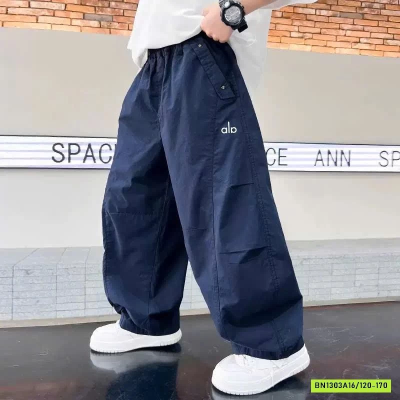 QUẦN GIÓ ALO BO GẤU BÉ TRAI