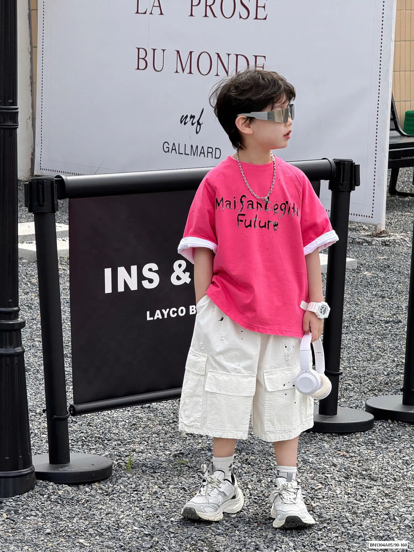 ÁO THUN HỒNG CHỮ NỔI TAIRU