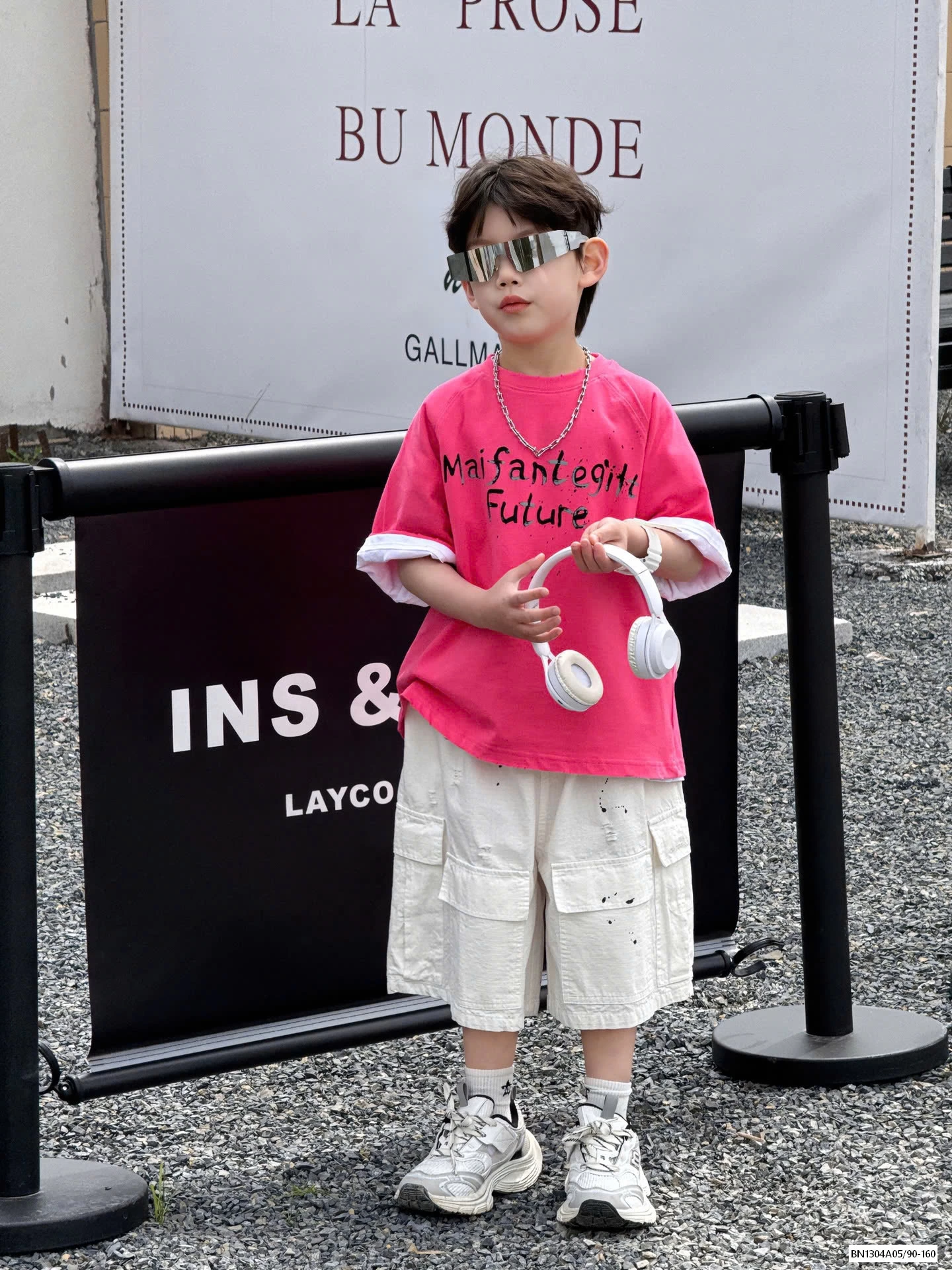 ÁO THUN HỒNG CHỮ NỔI TAIRU