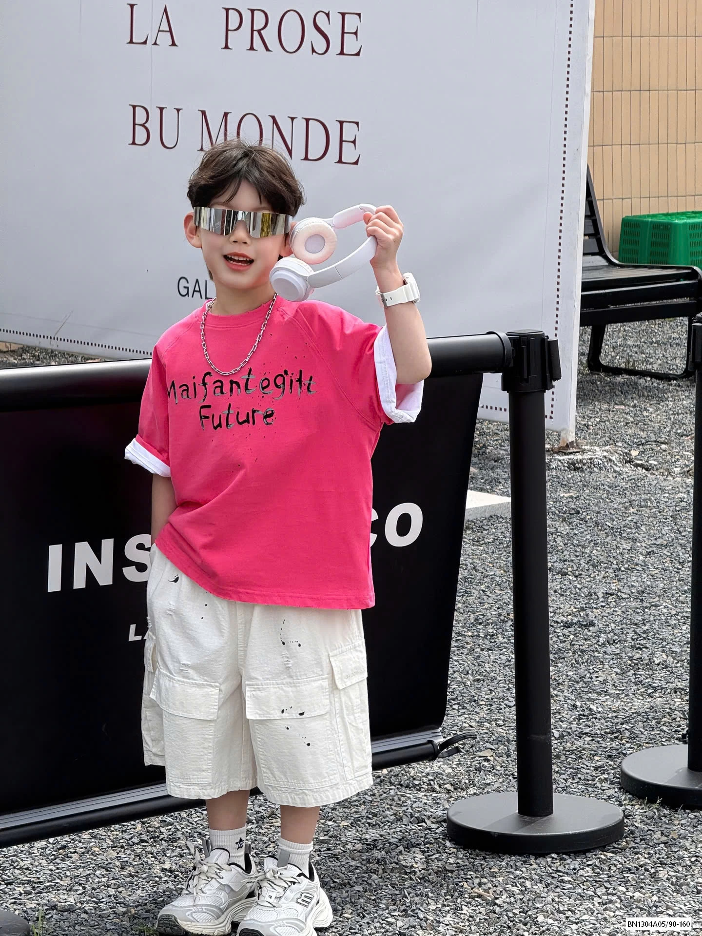 ÁO THUN HỒNG CHỮ NỔI TAIRU