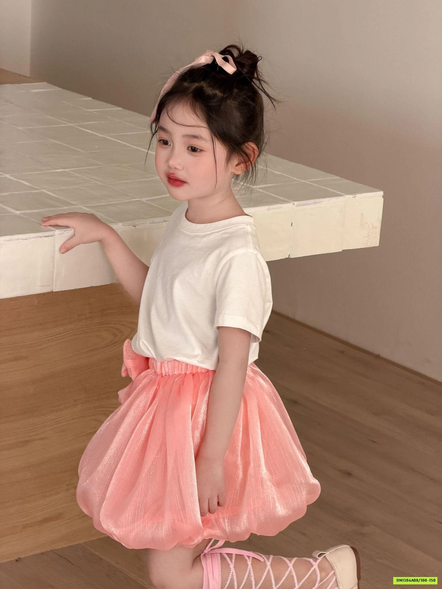 CHÂN VÁY BÍ LAMITTO