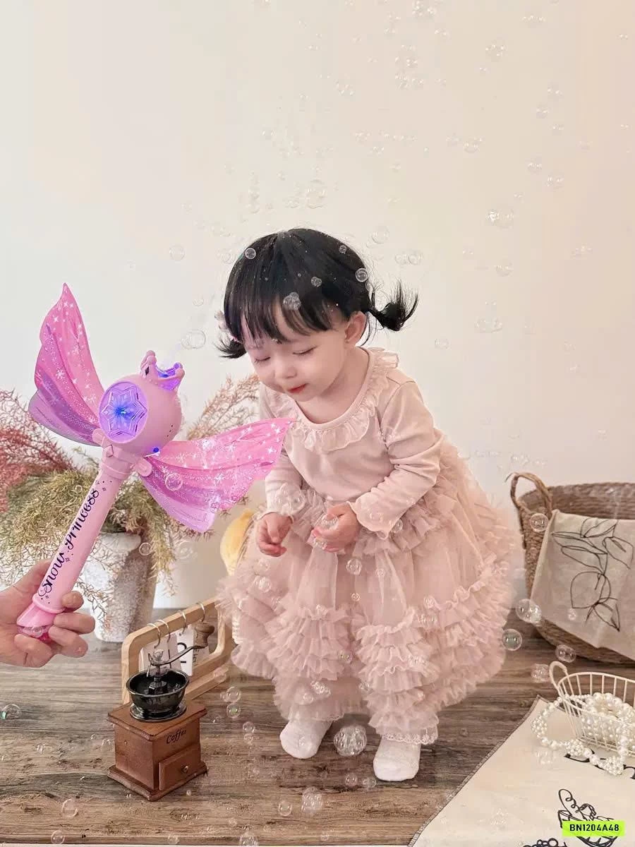 GẬY PHUN BONG BÓNG XÀ PHÒNG CÔNG CHÚA