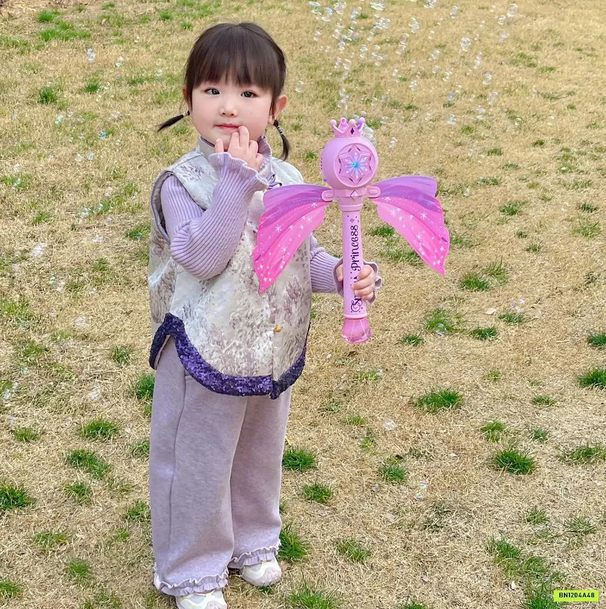 GẬY PHUN BONG BÓNG XÀ PHÒNG CÔNG CHÚA