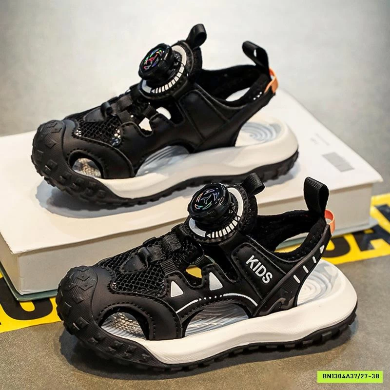 SANDAL LƯỚI THỂ THAO BỊT MÕM