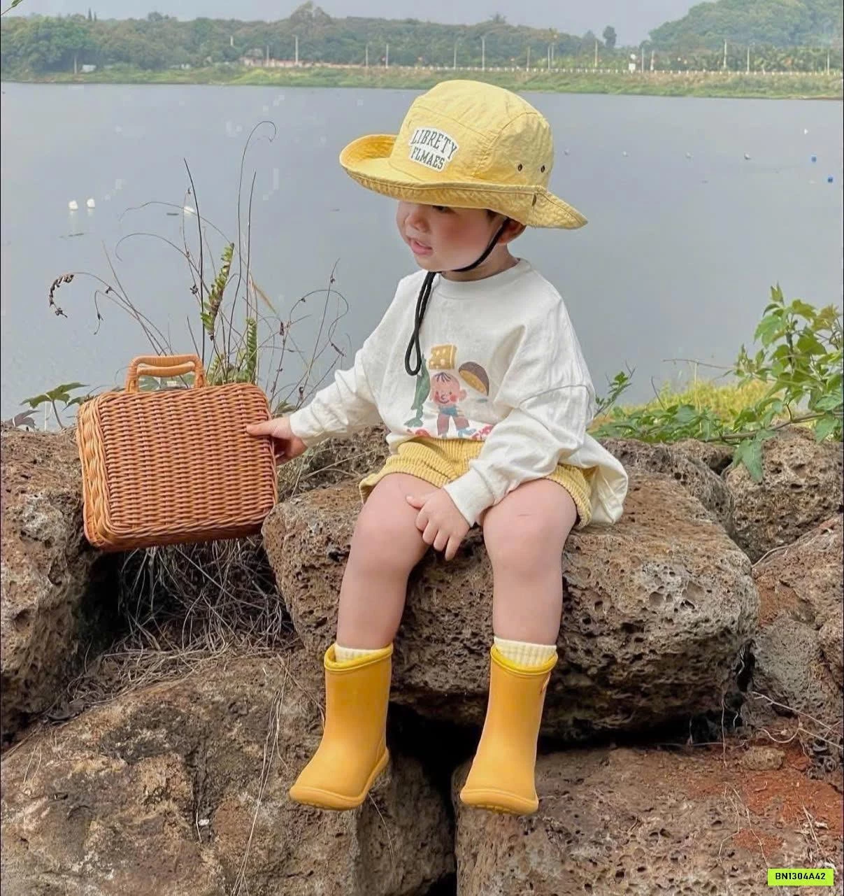 COMBO MŨ + ỦNG ĐI BIỂN