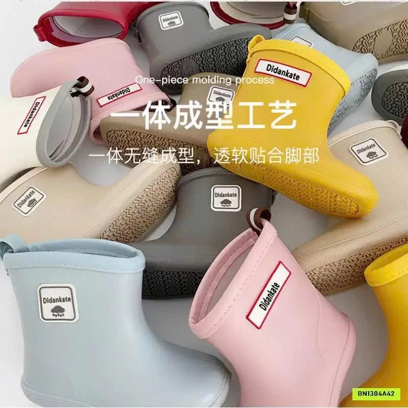 COMBO MŨ + ỦNG ĐI BIỂN