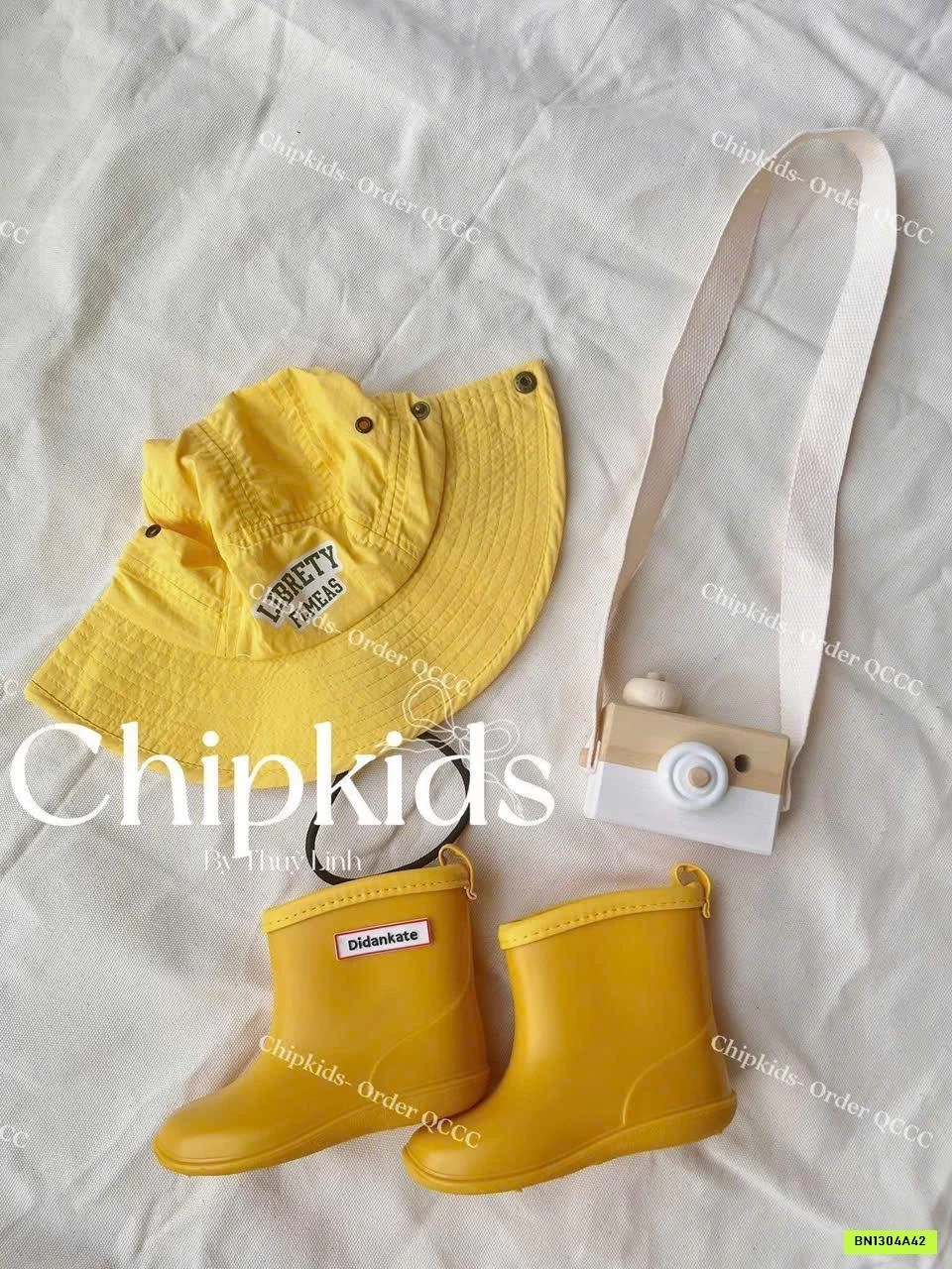 COMBO MŨ + ỦNG ĐI BIỂN