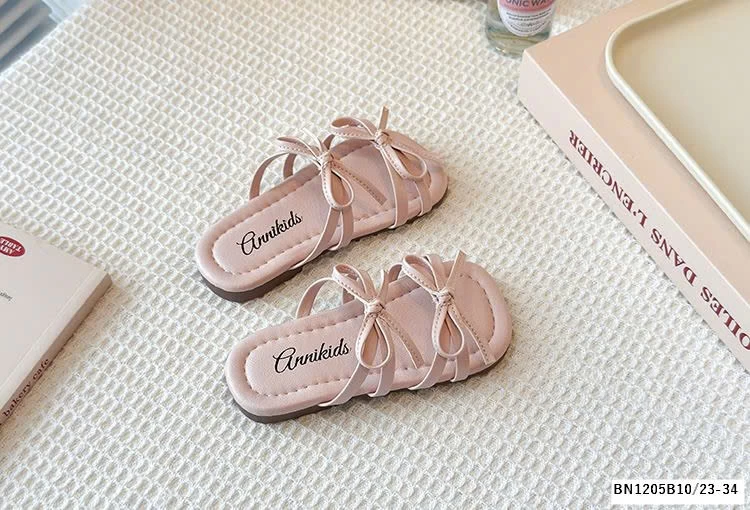 DÉP LÊ ĐẾ BỆT QUAI THẮT NƠ BG