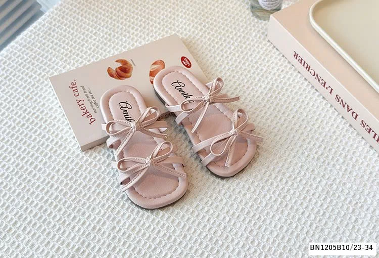 DÉP LÊ ĐẾ BỆT QUAI THẮT NƠ BG