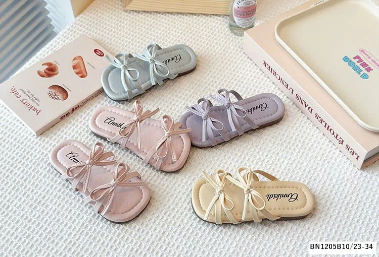 DÉP LÊ ĐẾ BỆT QUAI THẮT NƠ BG